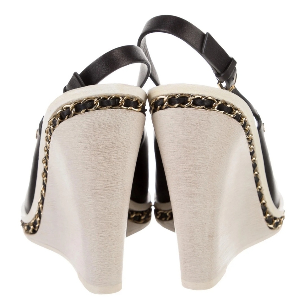 Chanel Slingback - Picture 5 of 8
